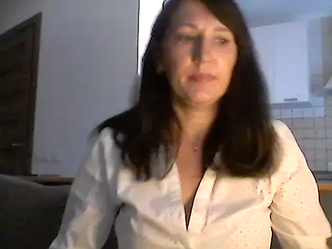 Elena48324 online show from 27, 9, 2025