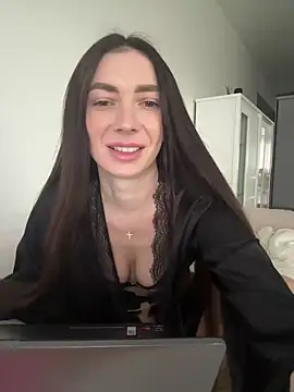 Snapshot of AmandaStoun chatting on 15, 12, 2025 AmandaStoun online show from 15, 12, 2025