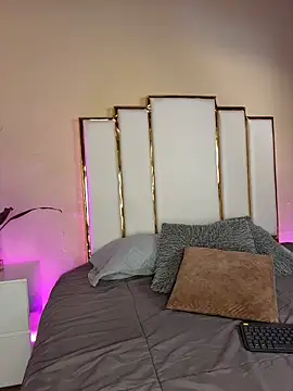 Snapshot of Alexandraa_Gomez chatting on 17, 11, 2025 Alexandraa Gomez online show from 17, 11, 2025