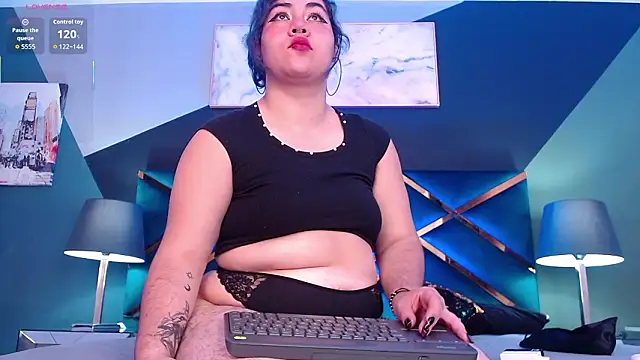 Lilih golden online show from 4, 2, 2026