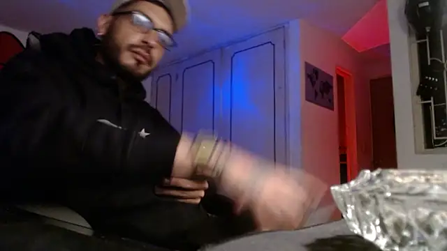 malek xarx  online show from 3, 2, 2026