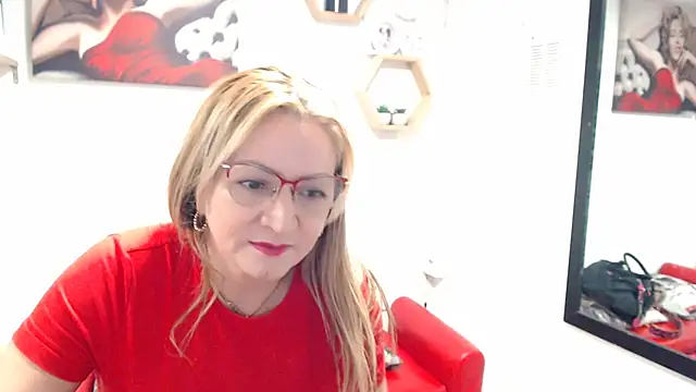 Snapshot of DIVAX_MONSERRAT chatting on 16, 2, 2026 DIVAX MONSERRAT online show from 16, 2, 2026