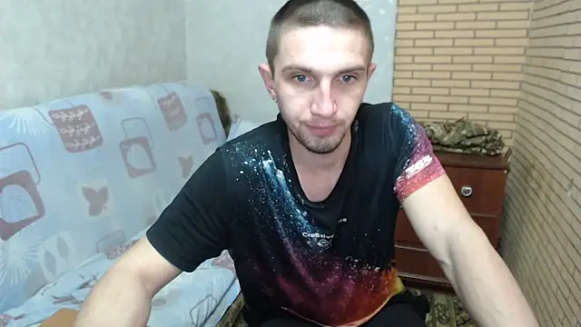 Snapshot of Alexilon chatting on 5, 1, 2026 Alexilon online show from 5, 1, 2026