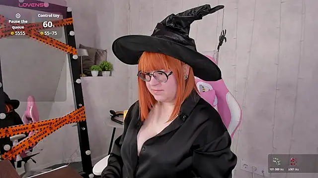 Michelle Wilsson online show from 27, 10, 2025