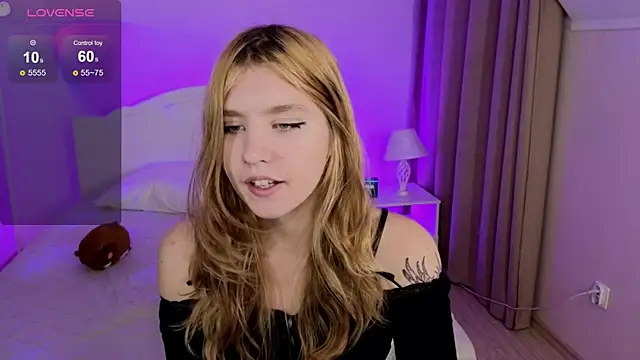 Snapshot of Iris_Rain chatting on 24, 11, 2025 Iris Rain online show from 24, 11, 2025