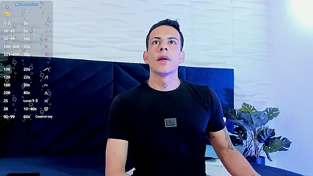 Snapshot of Dustin_Sonne chatting on 12, 10, 2025 Dustin Sonne online show from 12, 10, 2025