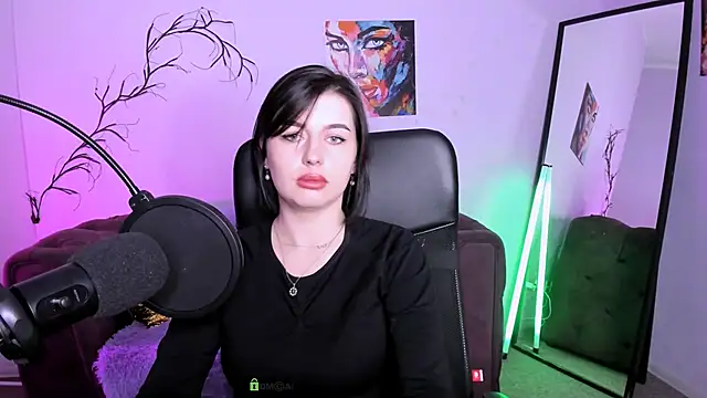 violett queen12 online show from 9, 11, 2025