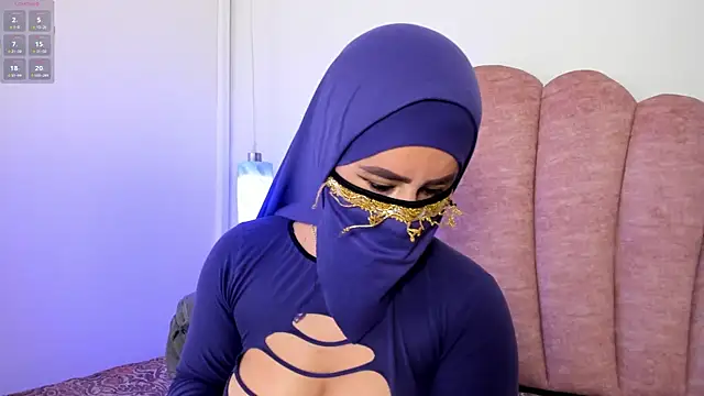 Snapshot of halabi_saha chatting on 13, 10, 2025 halabi saha online show from 13, 10, 2025