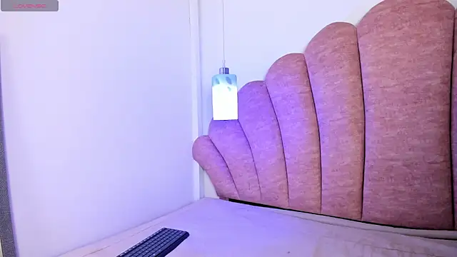 Snapshot of halabi_saha chatting on 21, 11, 2025 halabi saha online show from 21, 11, 2025