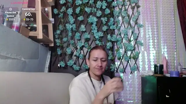 darling hott online show from 18, 2, 2026