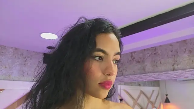 Saara evans  online show from 25, 9, 2025