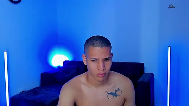 Latin Boyss  online show from 5, 10, 2025