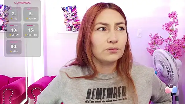 Snapshot of Alicia_leclair chatting on 18, 9, 2025 Alicia leclair online show from 18, 9, 2025