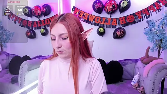 Snapshot of Alicia_leclair chatting on 30, 10, 2025 Alicia leclair online show from 30, 10, 2025