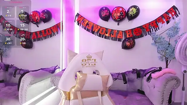 Snapshot of Alicia_leclair chatting on 1, 11, 2025 Alicia leclair online show from 1, 11, 2025