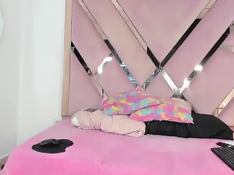 Akiraht online show from 17, 9, 2025