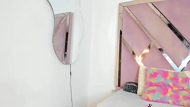 Akiraht online show from 10, 10, 2025