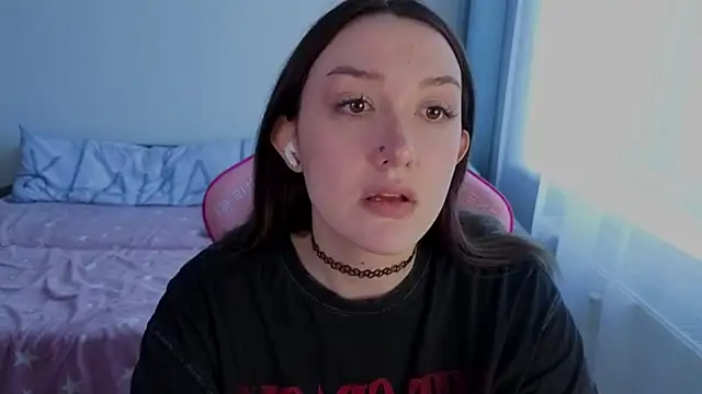 CrystalBlaze  online show from 28, 2, 2026