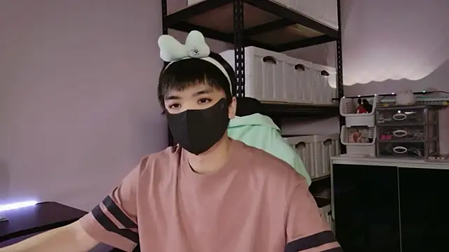 doggyman523 online show from 15, 9, 2025