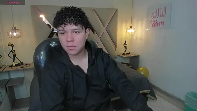 BenjaminBottonn online show from 24, 10, 2025