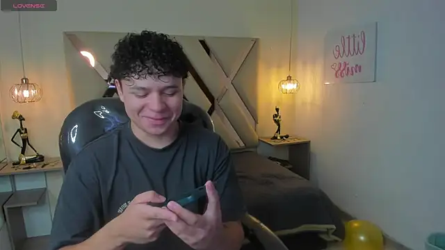 BenjaminBottonn online show from 26, 10, 2025