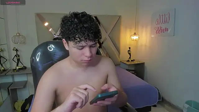 BenjaminBottonn online show from 29, 10, 2025