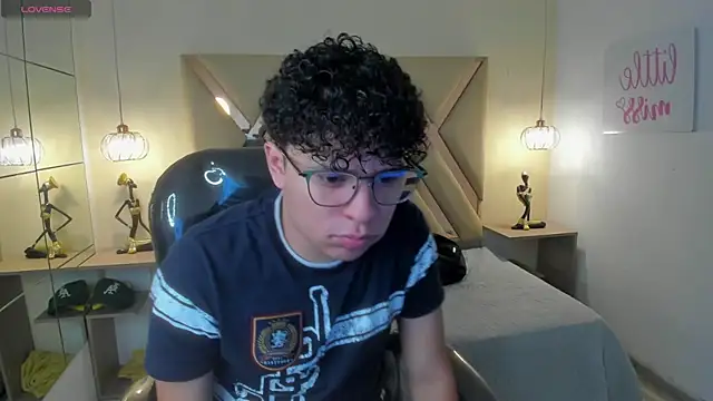 BenjaminBottonn online show from 17, 11, 2025