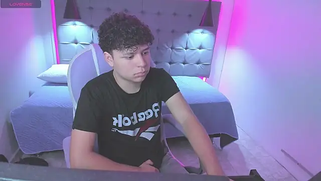 BenjaminBottonn online show from 21, 11, 2025