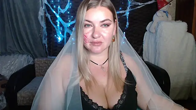 Snapshot of NikaSkylink chatting on 30, 10, 2025 NikaSkylink online show from 30, 10, 2025