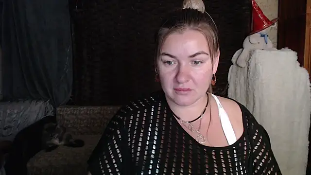 Snapshot of NikaSkylink chatting on 10, 11, 2025 NikaSkylink online show from 10, 11, 2025