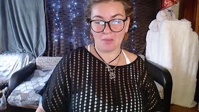 Snapshot of NikaSkylink chatting on 11, 11, 2025 NikaSkylink online show from 11, 11, 2025