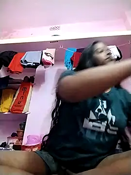 Snapshot of Fun__with__Prity chatting on 19, 9, 2025 Fun  with  Prity online show from 19, 9, 2025