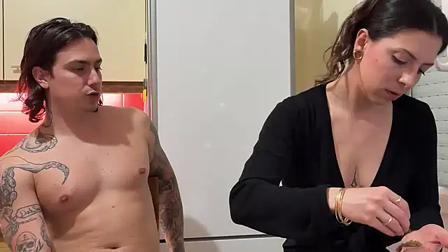 Snapshot of Airelle chatting on 6, 3, 2026 Airelle online show from 6, 3, 2026