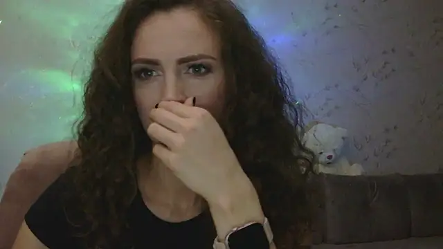 Snapshot of Amber_Carrol chatting on 17, 11, 2025 Amber Carrol online show from 17, 11, 2025