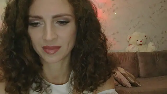 Snapshot of Amber_Carrol chatting on 30, 11, 2025 Amber Carrol online show from 30, 11, 2025