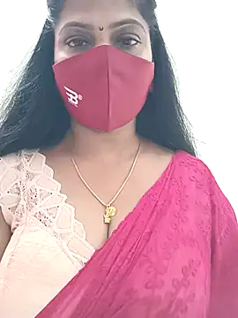 Snapshot of shivani27 chatting on 14, 2, 2026 shivani27 online show from 14, 2, 2026