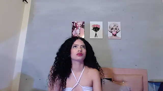 Adut Akech online show from 8, 10, 2025