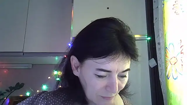 Krystal 82 online show from 14, 10, 2025