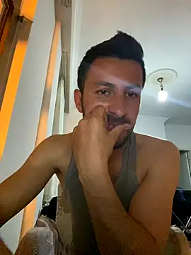 Snapshot of emredenizz07 chatting on 3, 11, 2025 emredenizz07 online show from 3, 11, 2025