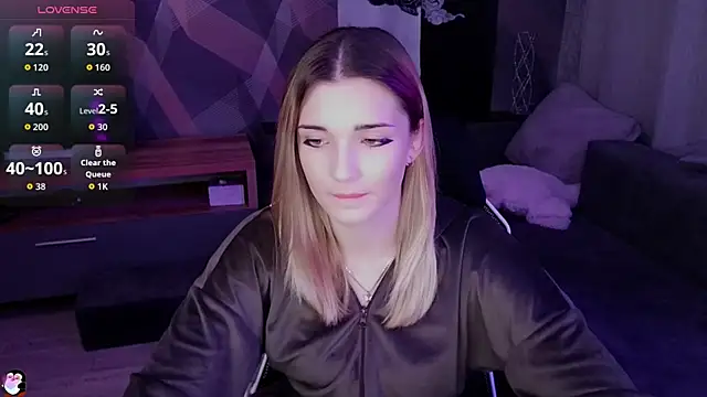 Sandy Belle online show from 13, 11, 2025