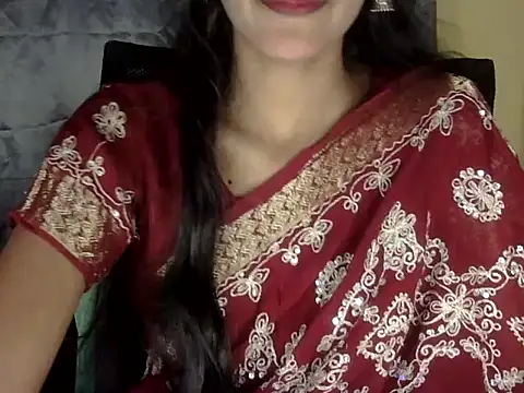 zara Khan0 online show from 4, 10, 2025