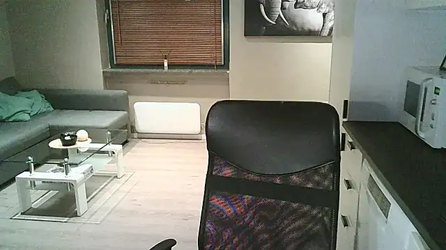 Snapshot of Dartanjanas13 chatting on 17, 10, 2025 Dartanjanas13 online show from 17, 10, 2025