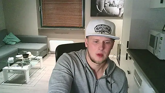 Snapshot of Dartanjanas13 chatting on 4, 11, 2025 Dartanjanas13 online show from 4, 11, 2025