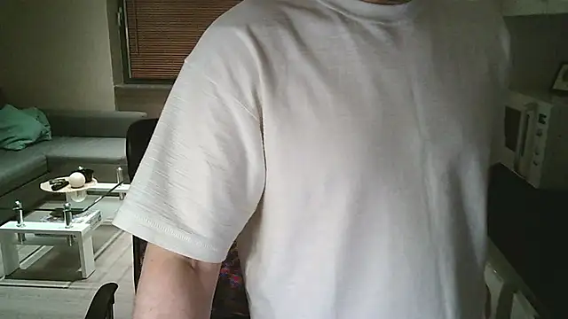 Snapshot of Dartanjanas13 chatting on 22, 11, 2025 Dartanjanas13 online show from 22, 11, 2025