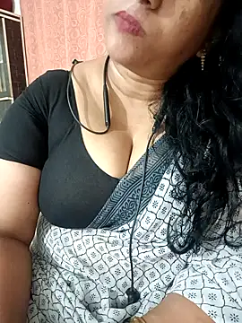 Swetyhoney online show from 8, 9, 2025