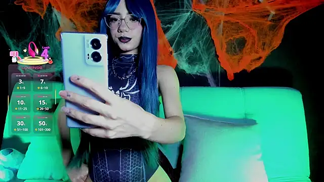 madiixwatson online show from 31, 10, 2025