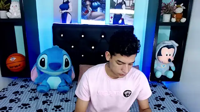 x oliver x online show from 24, 10, 2025