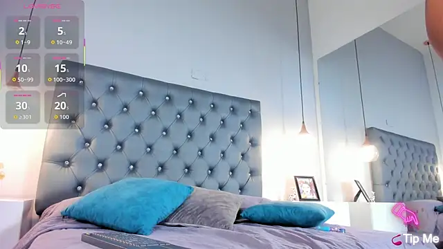 ScarlettGonzalez  online show from 31, 10, 2025