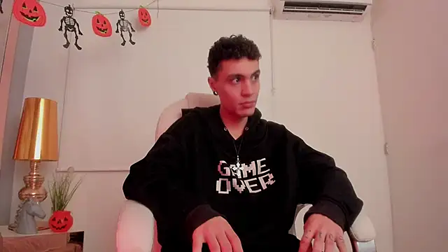 dark sun302 online show from 30, 10, 2025