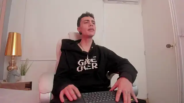 dark sun302 online show from 11, 11, 2025